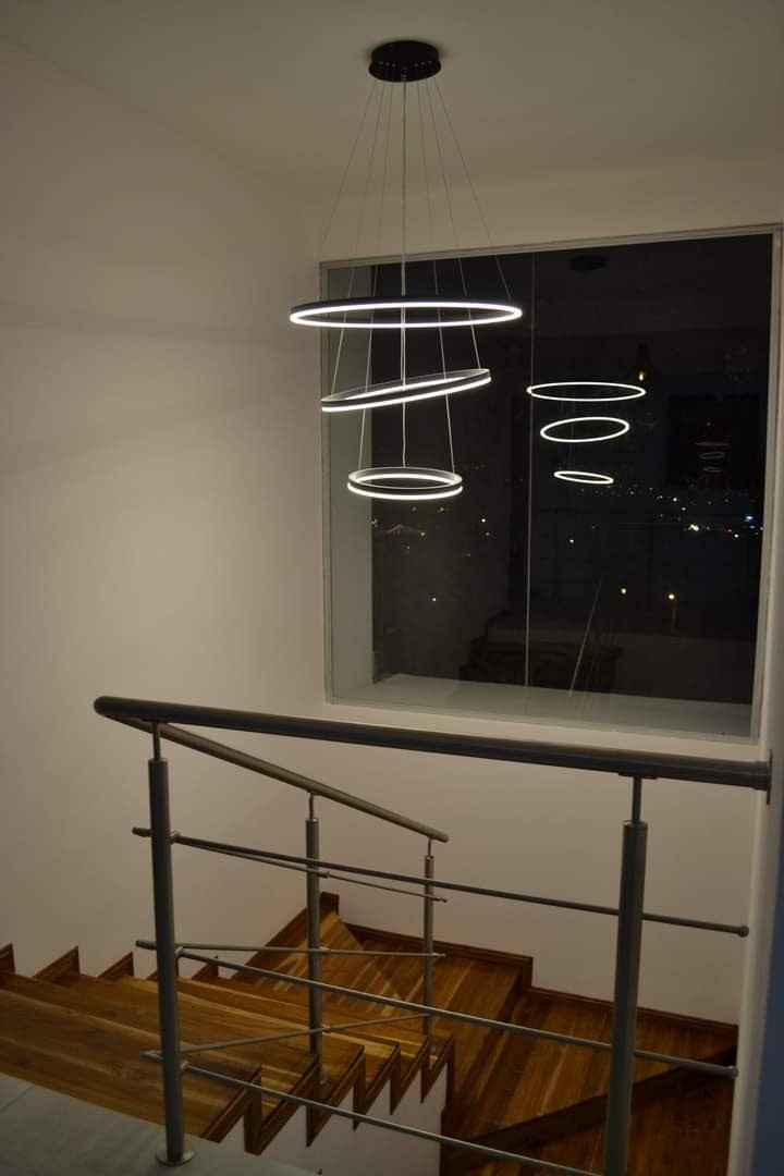 gallery grid image